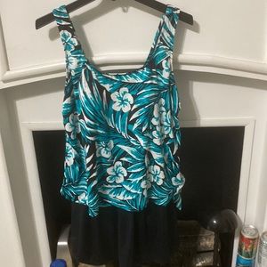 Beautiful 1 pc Bathingsuit